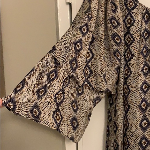 Parker Snakeprint Tunic Top - Picture 2 of 5